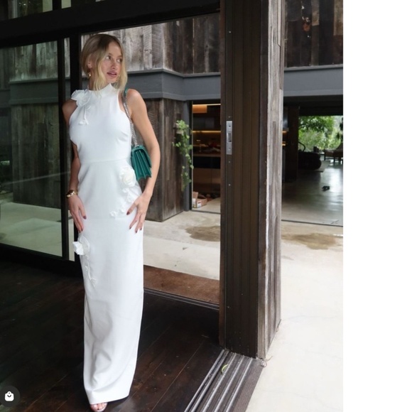 NEW LIKELY Off White DOIRAN Halterneck EMBROIDERED FLORALS Column GOWN 6 - Picture 13 of 16